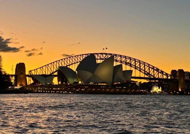 Sydney: Harbour Dinner Cruise with Buffet - The Crew and Service