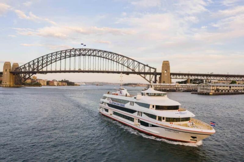 Sydney Harbour Experience 90-minute Sightseeing Cruise - An In-Depth Look at the 90-Minute Sydney Harbour Cruise