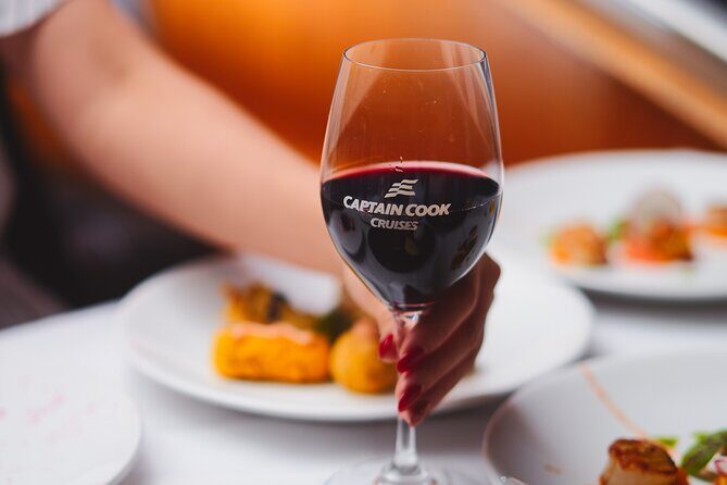 Sydney Harbour Gourmet Gold Dinner Cruise from Circular Quay - FAQ