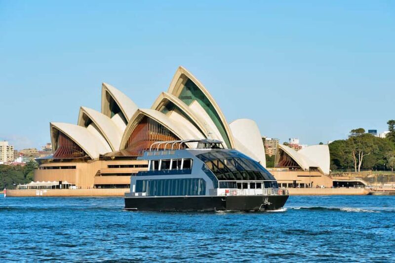 Sydney Harbour Lunch Cruise: 360° Glass Boat Views & Buffet - Key Points