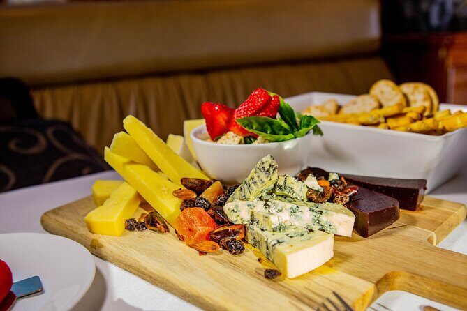 Sydney Harbour Side Restaurant Dinner and Twilight Cruise - Frequently Asked Questions