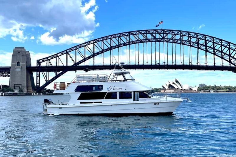 Sydney: Intimate Vivid Harbour Cruise with Canapes - Analyzing the Experience – What Makes It Special