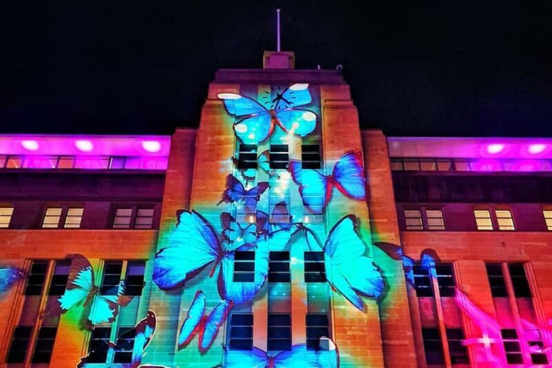 Sydney: Intimate Vivid Harbour Cruise with Canapes - FAQ