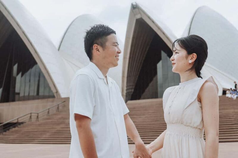 Sydney: Private Photoshoot outside the Opera House - Key Points