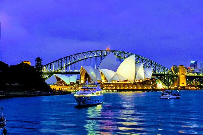 Sydney Secrets and Bondi Beach 4 HOUR AFTERNOON PRIVATE TOUR - Key Points