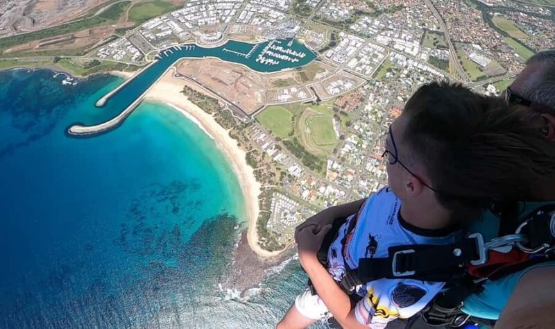 Sydney, Shellharbour: 15,000ft Tandem Beach Skydive - Key Points
