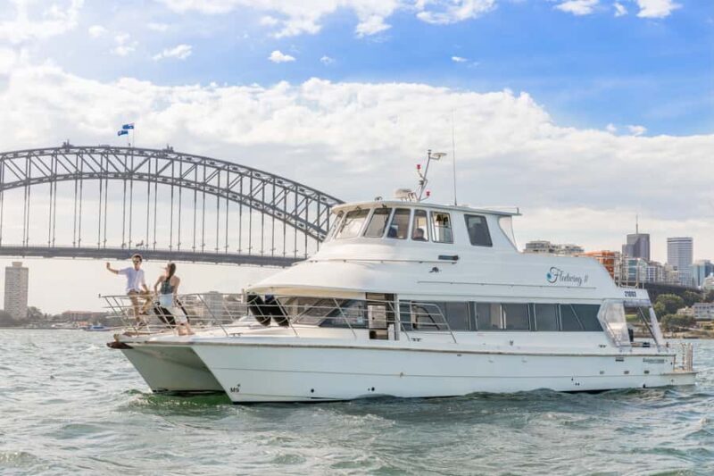 Sydney: Vivid Harbour Cruise with Canapes - Key Points