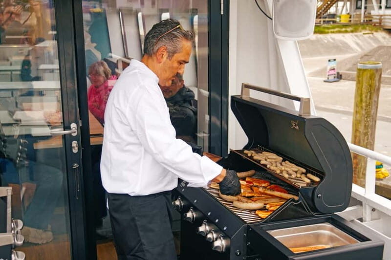 Sylt: BBQ-Boat trip | BBQ buffet straight from the grill & Welcome-Drink - Key Points