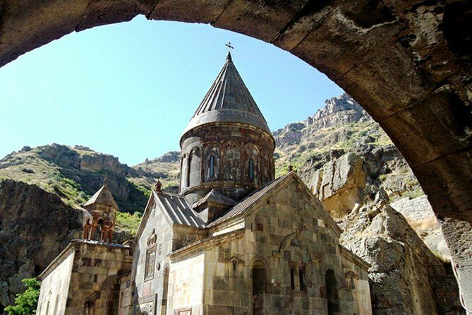 Symphony of Stones, Garni, Geghard, photo stop at Charents arch - Key Points