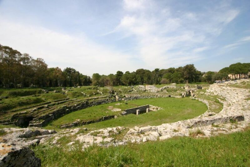 Syracuse: Neapolis and Greek Theater guided tour - Key Points