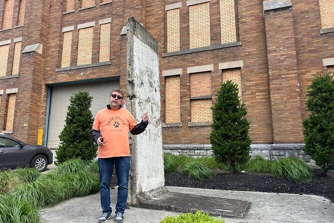 Syracuse NY Private Walking Tour - Clinton Square and the Erie Canal