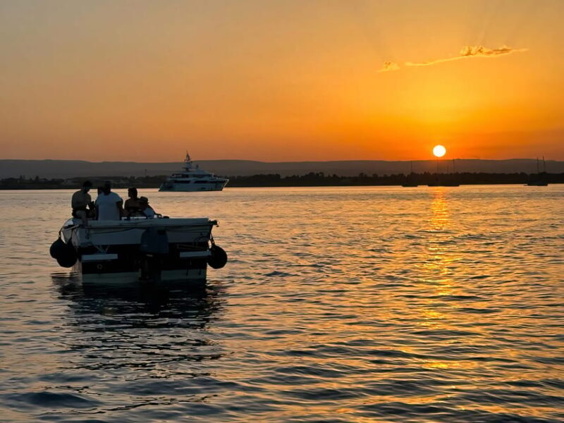 Syracuse: Ortigia and Sea Caves Excursion by Boat - Exploring Syracuse: Ortigia and Sea Caves by Boat in Detail