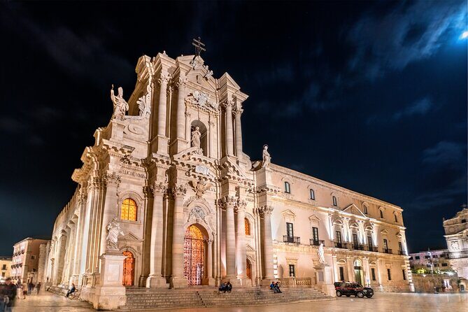Syracuse Ortigia Scavenger Hunt and Highlights Self-Guided Tour - Key Points