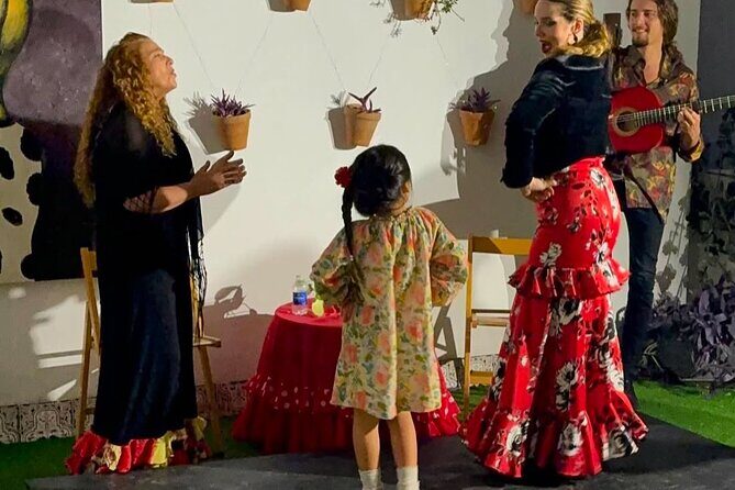 Tablao Sevilla Flamenco Only for 20 People - What Is the Experience Like?