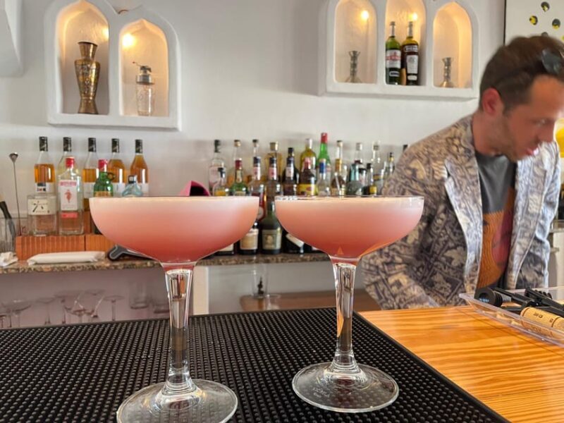 Table Zero: Cocktail Night in Style with Tapas Included - Who Should Consider This Experience?