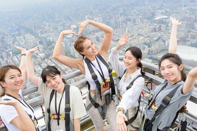 Taipei 101 Top Floor Tour and Dinner at Din Tai Fung - FAQ