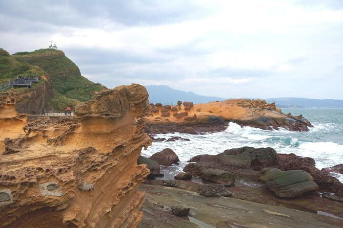 Taiwan TST : Private Tour Taipei, Yangmingshan, Beitou, Tamsui - FAQ