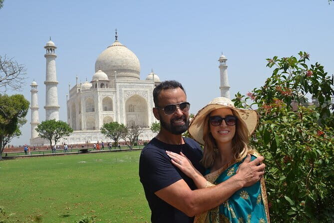 Taj Mahal Agra Tour by Gatimaan Express Train - Is This Tour Worth It?