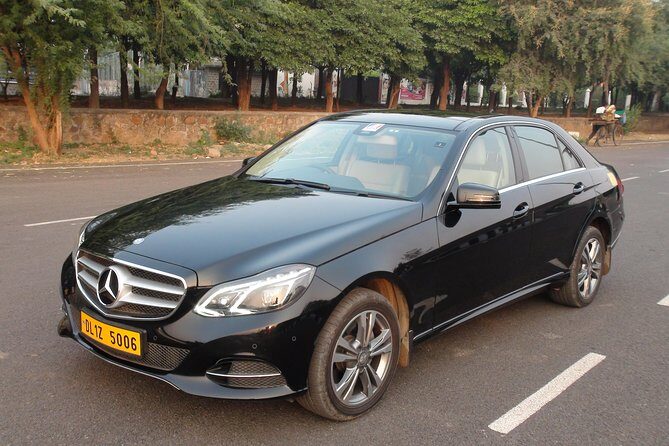 Taj Mahal and Agra Day Tour from Delhi by Luxury Car - The Journey Begins: Pickup and Drive from Delhi