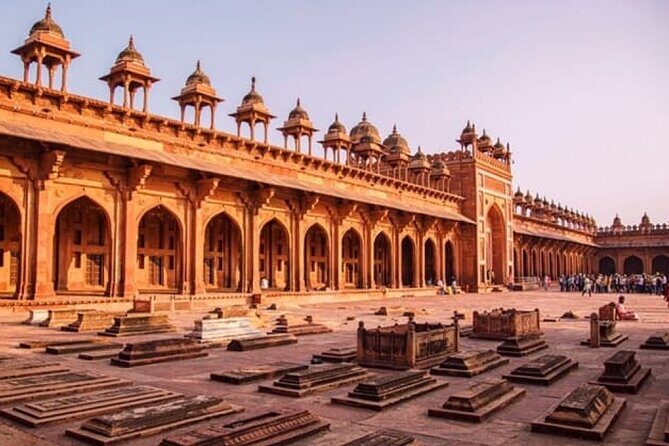Taj Mahal and Fatehpur Sikri Day Trip from Jaipur - FAQ