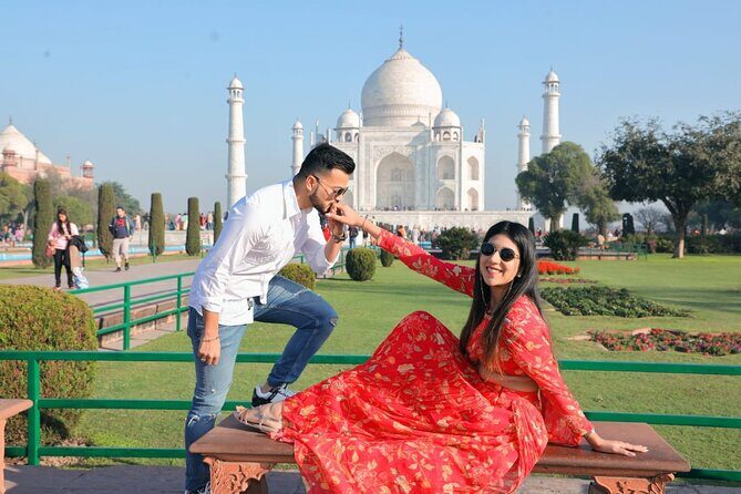 Taj Mahal Day Tour By Gatimaan Express Train - The Journey Begins: A Smooth Start in Delhi