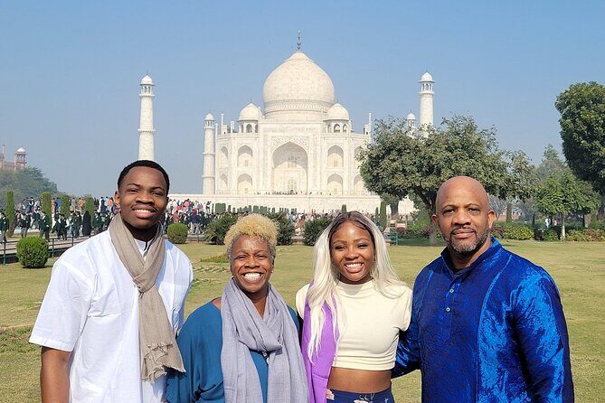 Taj Mahal Day Trip With Specialists - The Experience: A Deep Dive into the Tour