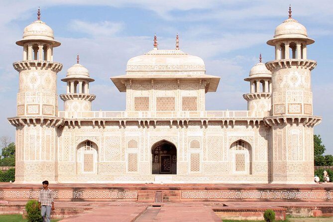 Taj Mahal Private Day Tour From Delhi - Exploring Agra Fort