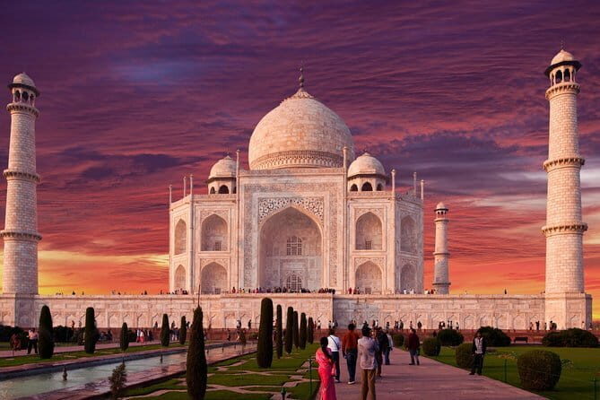 Taj Mahal same day luxurious Tour by Superfast Train from Delhi - Why Travelers Love This Tour