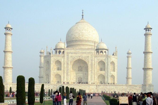 Taj Mahal Sunrise Tour - Sources & Further Reading