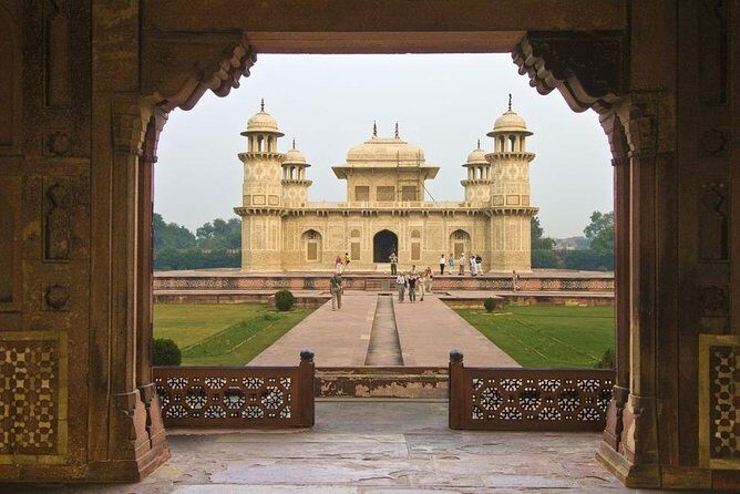Taj Mahal Sunrise Tour from Delhi By Car - Who Should Consider This Tour?