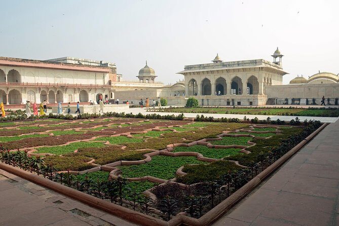 Taj Mahal Tour By Express Train from Delhi - Local Flavor and Authentic Cuisine