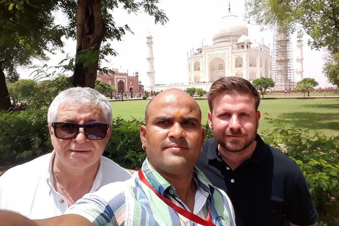Taj Mahal Tour by Gatimaan Express Train - FAQ