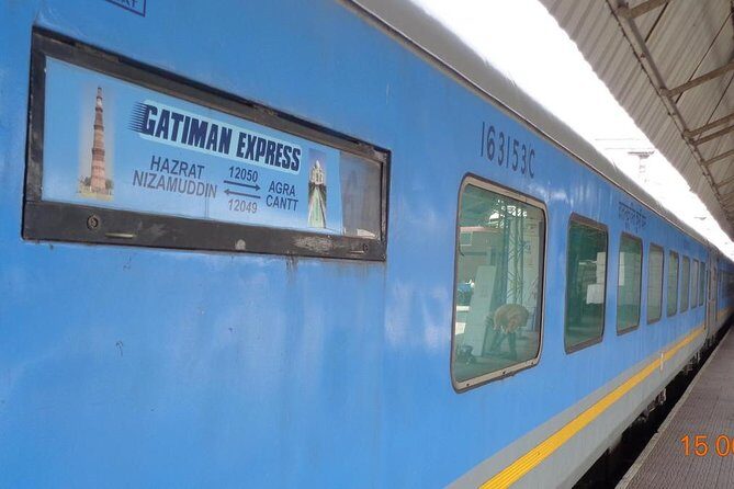 Taj Mahal Tour by Gatimaan Train/Rail All Inclusive - An In-Depth Look at the Taj Mahal Tour by Gatimaan Train