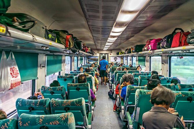 Taj Mahal Tour by Gatimaan Train/Rail All Inclusive - Key Points