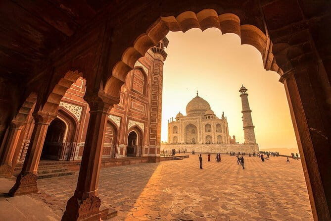 Taj Mahal Tour by Luxury Car Private and all inclusive - Who Should Consider This Tour?