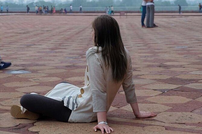 Taj Mahal Tour From Bangalore Flight At Agra Airport - Who Should Consider This Tour?