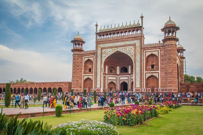 Taj Mahal Tour from Delhi by Train and Back with Lunch - What to Expect from the Itinerary
