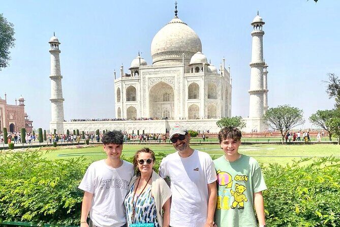 Taj Mahal Tour From Delhi with Lunch-skip the line-All Inclusive - Exploring the Experience: A Deep Dive into the Tour