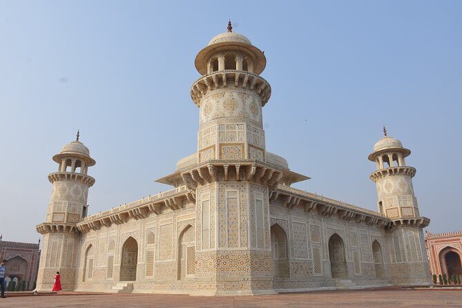 Taj Mahal Tour with High-Speed Train Experience - All Inclusive - FAQ