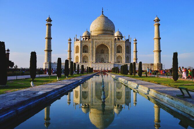 Taj Mahal,Agra fort and Baby Taj tour from Delhi by Express train - The Journey Begins: From Delhi to Agra