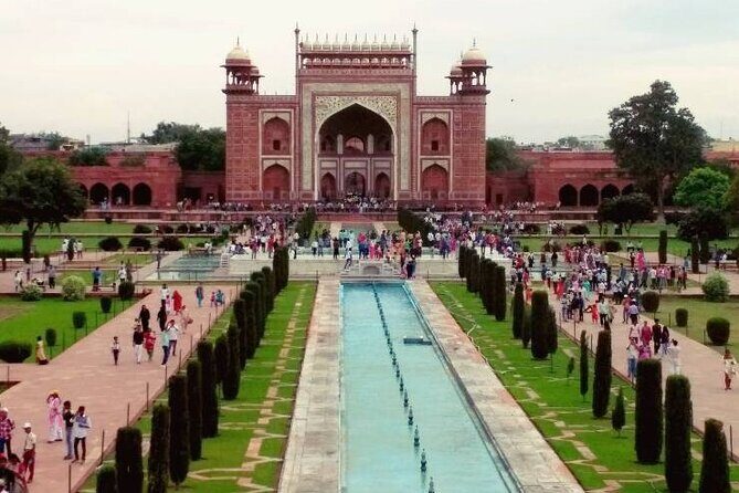Taj Mahal,Agra Fort,Baby Taj and Methab bagh Day Trip from Delhi - FAQs