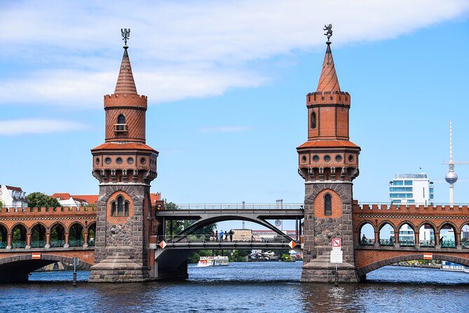 Take the U Train: An Audio Story of Berlin's Oldest Elevated Railway Line - The Experience: What Travelers Will Love