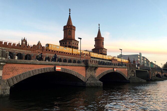 Take the U Train: An Audio Story of Berlin's Oldest Elevated Railway Line - Authentic Traveler Insights