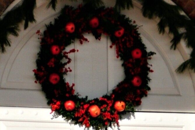 Tales of Christmas Past and Present in Williamsburg - Who Will Enjoy This Tour?