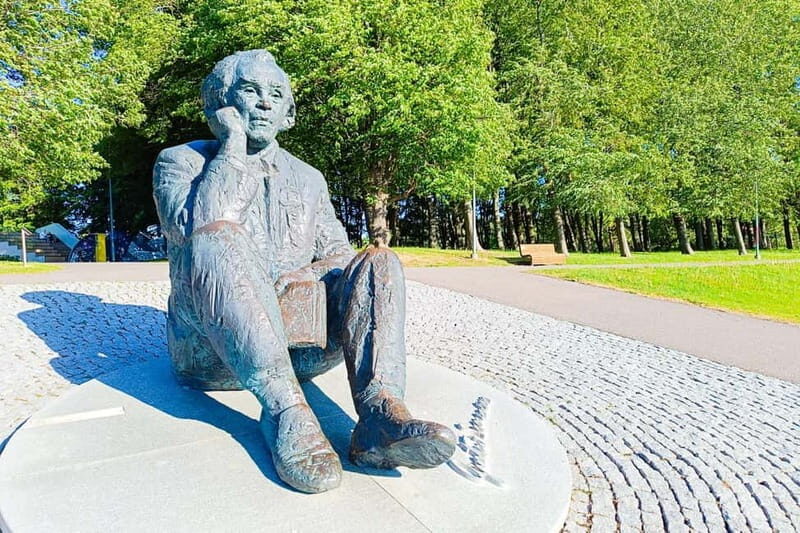 Tales of Tallinn 2-hour Car Tour - Key Points