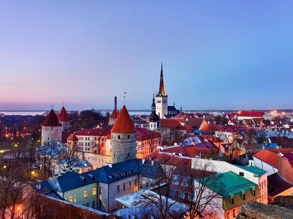 Tallinn 1 Hour Romantic Photo Tour - Introduction: An Intimate Snapshot of Tallinn’s Old Town