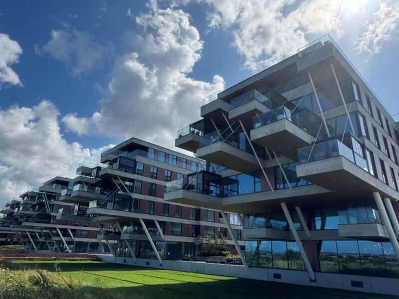 Tallinn: Explore Local Life Tour - Exploring Tallinn’s Districts: In-Depth