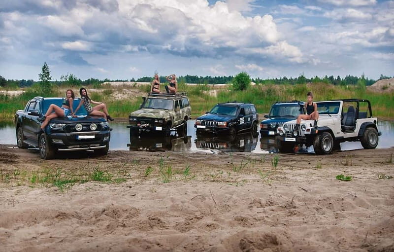 Tallinn: Off-Road Estonian Forests and Coast Safari - Meeting the Off-Road Enthusiasts & Getting Ready