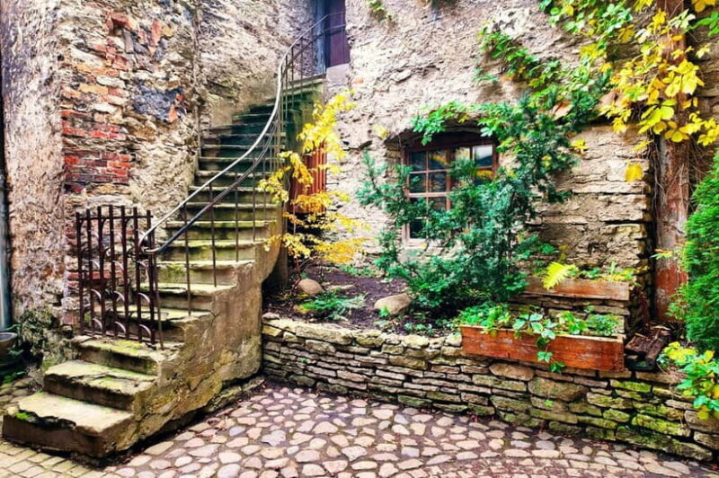 Tallinn Old Town: Stories and Views 2Hour Walking Tour - Practical Details