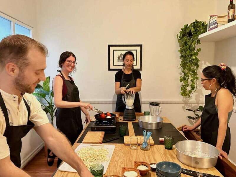 Tamales 101: Multi-variety tamal cooking class and feast - Key Points